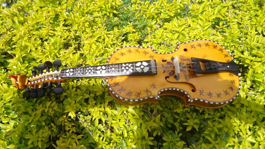 Hardabger Fiddle Rainha das Cobras feito a mão